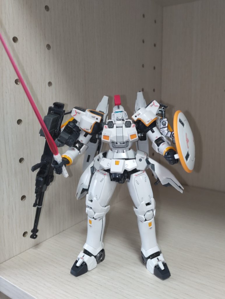 立たせるのがなかなか苦労しました。