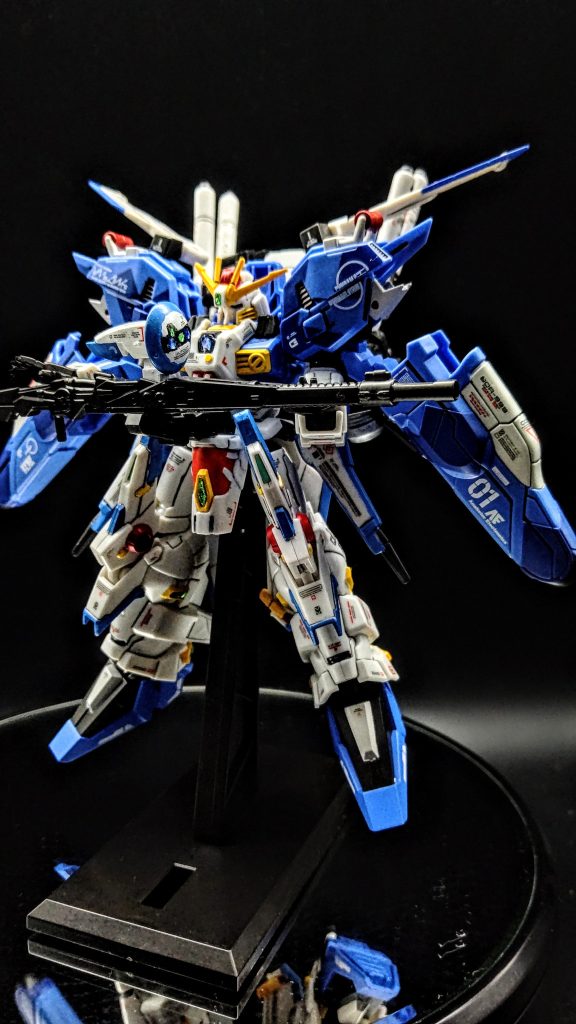 ガムのおまけにスプリッター迷彩のEx-Sが付いてくるなんて夢のような商品ですね。しかし、素組みだと下半身を中心に、色味が寂しかったので、部分塗装やデカールで情報量をプラスしました。やっぱり筆塗りは難しいわ( ﾟÅﾟ；)