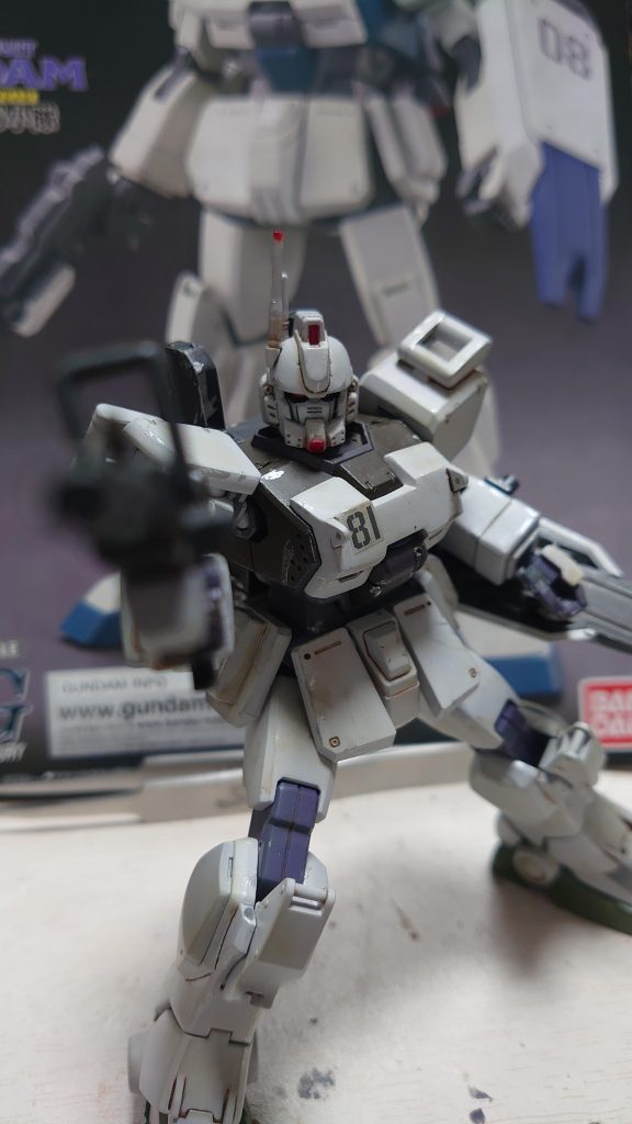 HGUC ガンダムEz-8–3枚目/制作者：ぽちょ