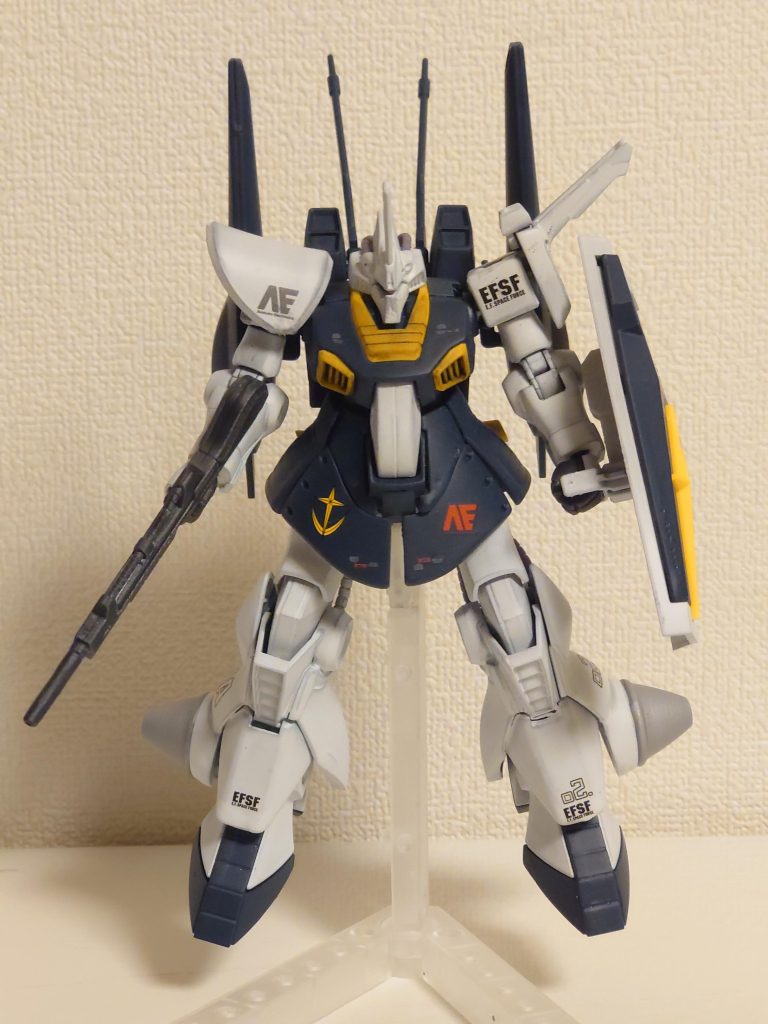 連邦軍にも協力してくれる一部の上層部(メッチャーさん)がいますので連邦軍マークも機体に。