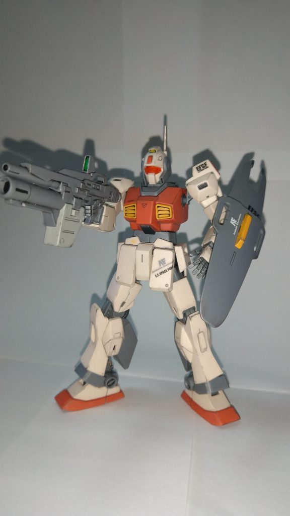 ライフルは友人H夫婦からいただいた、(感謝します)GFFのマ-ク2をトリガ-グリップはジムライフルから。