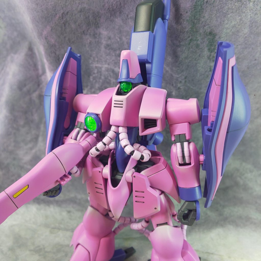 塗装はエッジに明るい色を吹き付けて疑似カラーモジュレーションみたいなことしました。