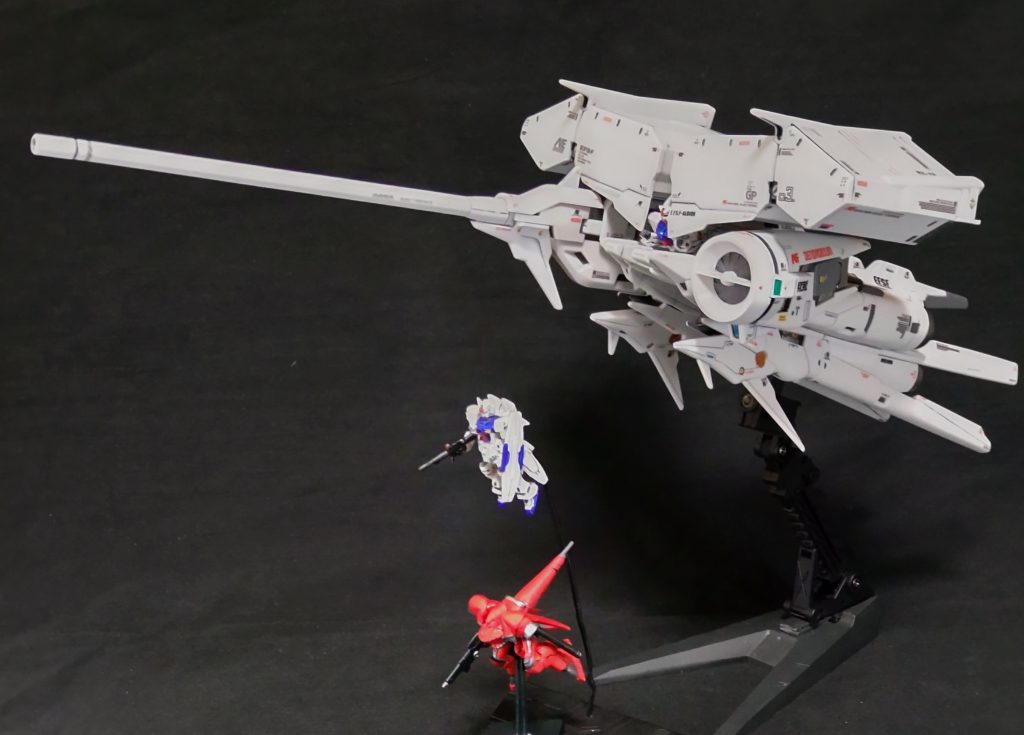 今回作成した、ガーベラとノイエジール付属のステイメン。最後まで見て頂きありがとうございます。本年もよろしくお願いいたします。