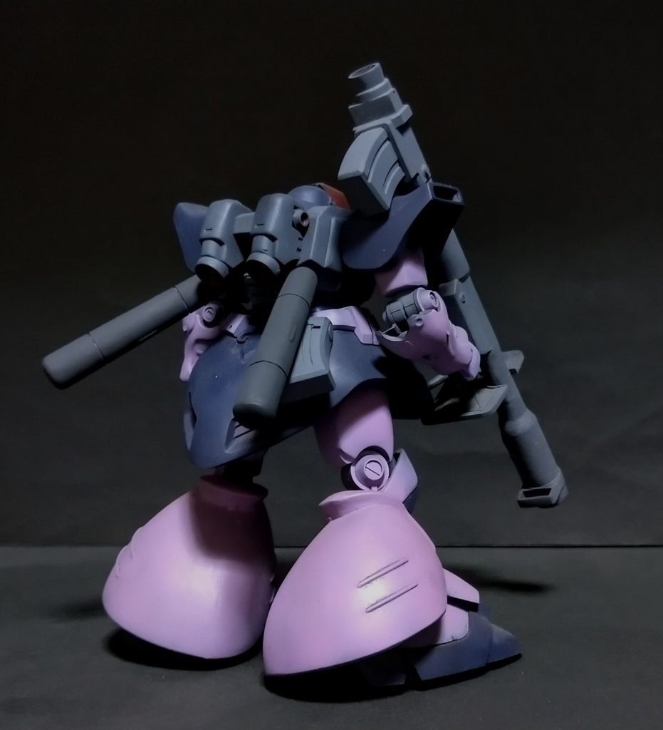 実はこれは引っ越しの時に失くしてしまって、最近たまたま見つかったのと現在製作中のガトー用リックドムがまだまだ時間がかかる為に代打としてお願いします🙏