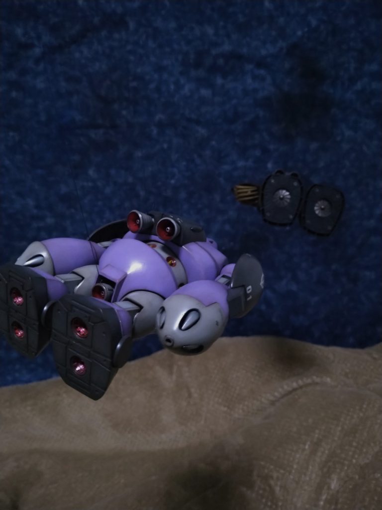 既存のMSMシリーズの量産が優先されていた..…家族の冷やかな視線を背中に感じながら…でも私も只今モヤモヤ大爆発中…😝気にしている場合ではございません!😆.