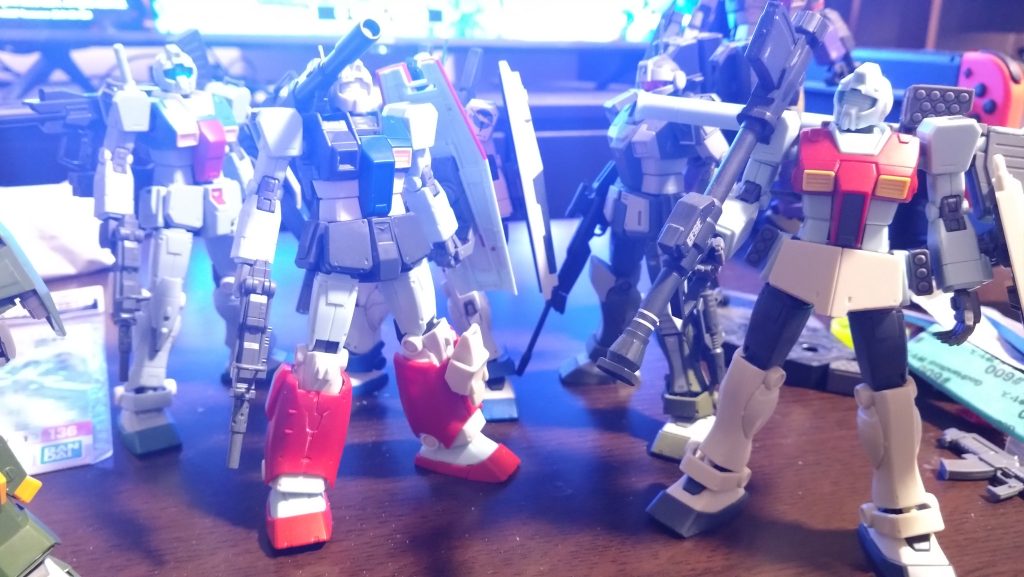 この3機ホワイト・ディンゴカラーレシピ白部分　水性MSカラーアクティブホワイト黒部分　水性MSカラーアクティブグレー   