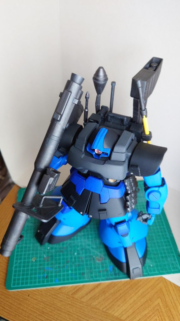 今回もうひとつのメイン胸板をカサ増ししてます。重厚感が出たと思います。