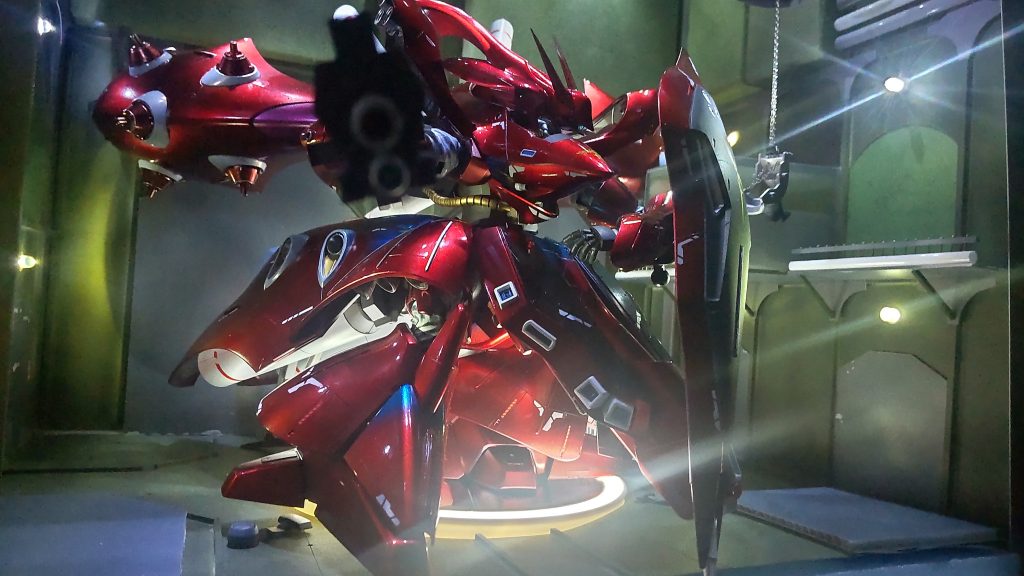 室内に収まらない、ワガママボディ