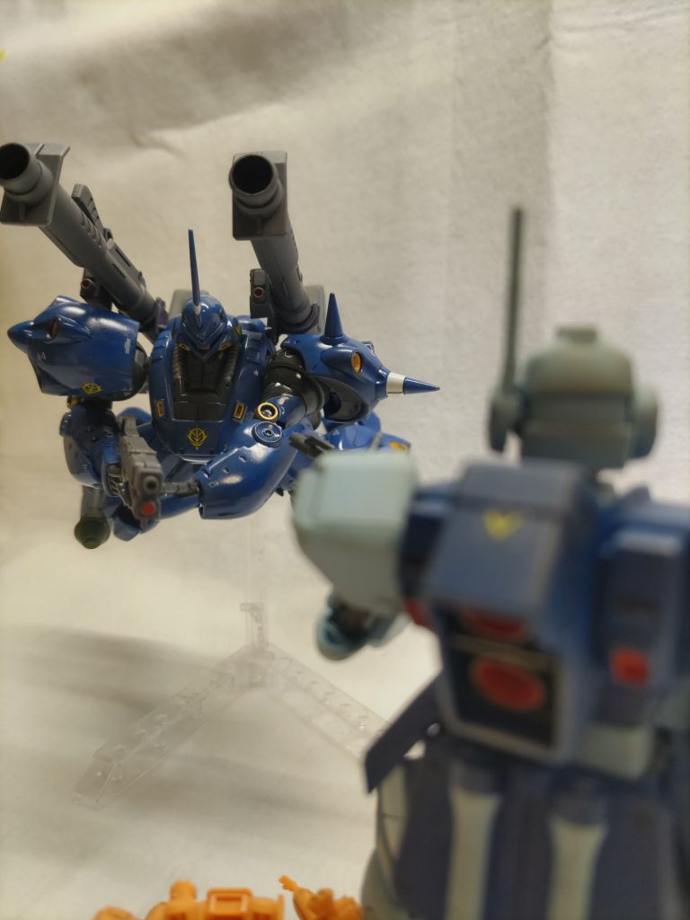 絶望するスカーレット隊