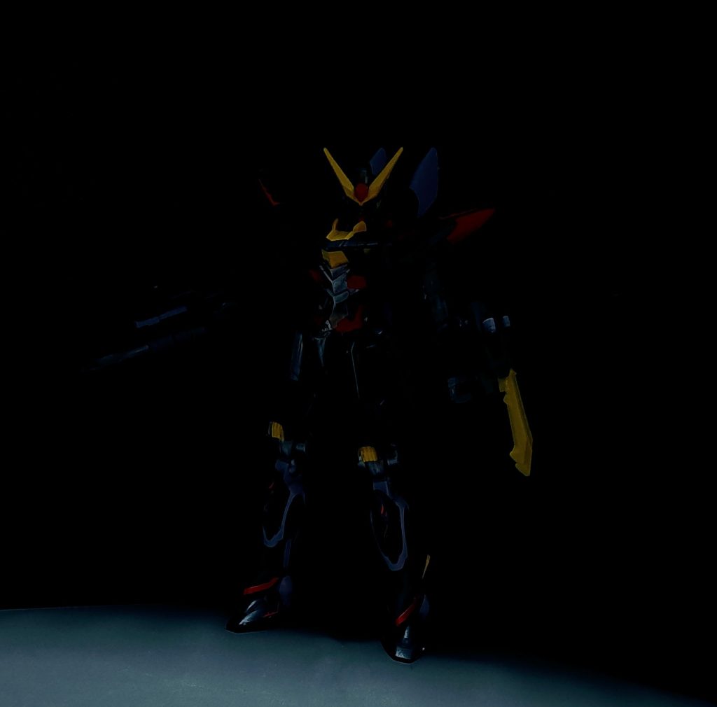 ○ミラージュコロイド胴体からコロイド粒子を散布し機体にまとわせることにより、姿を消し索敵レーダーからも消えるという特殊兵器。