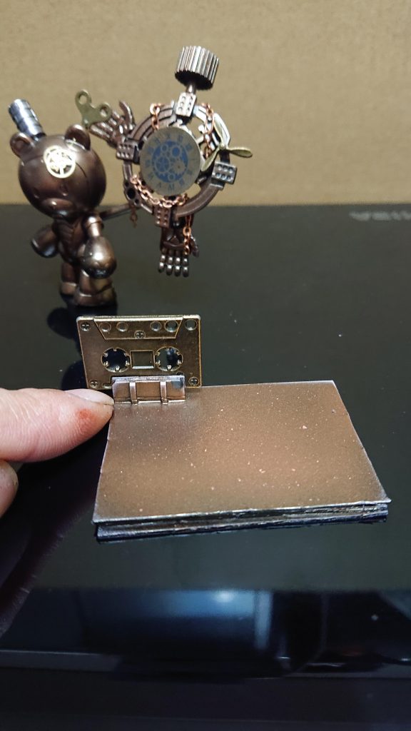 アクションベース２の繋げるやつを台座として使用。