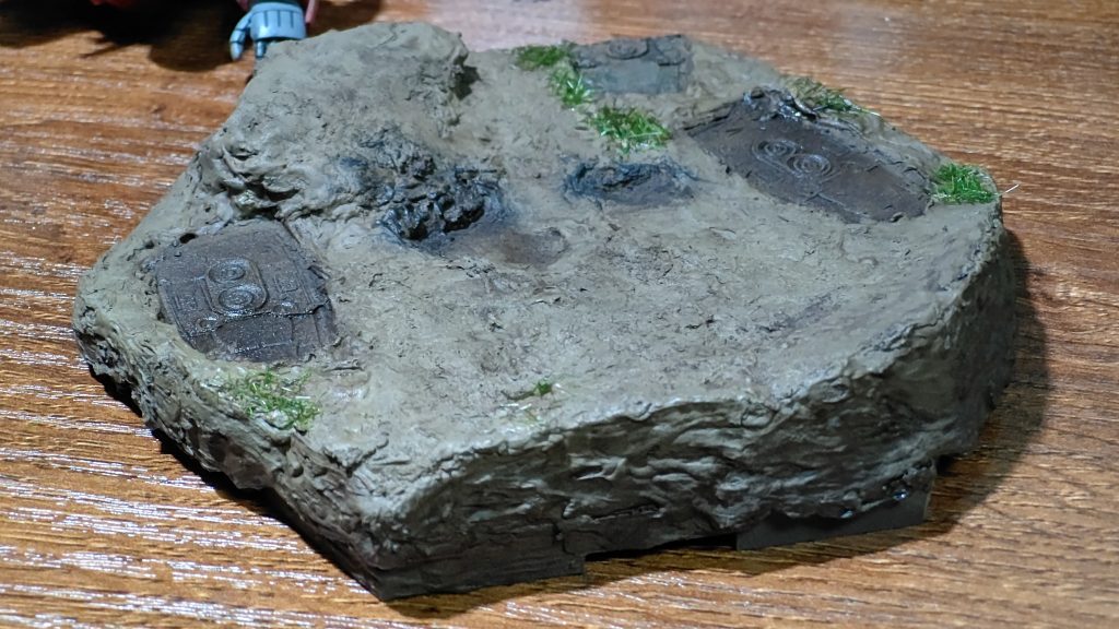 台座オンリーで1枚、最後までありがとうございました。