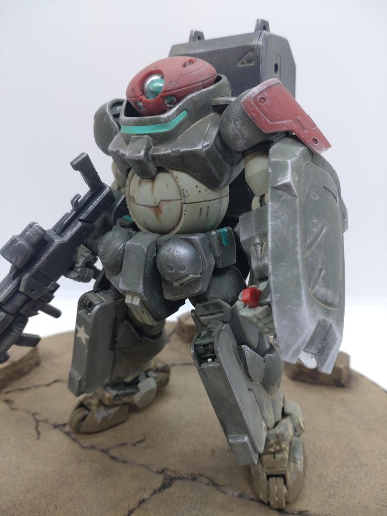 全身です。今回はスピード重視で作成し、組み立て〜汚しまで約4時間で作成しています。