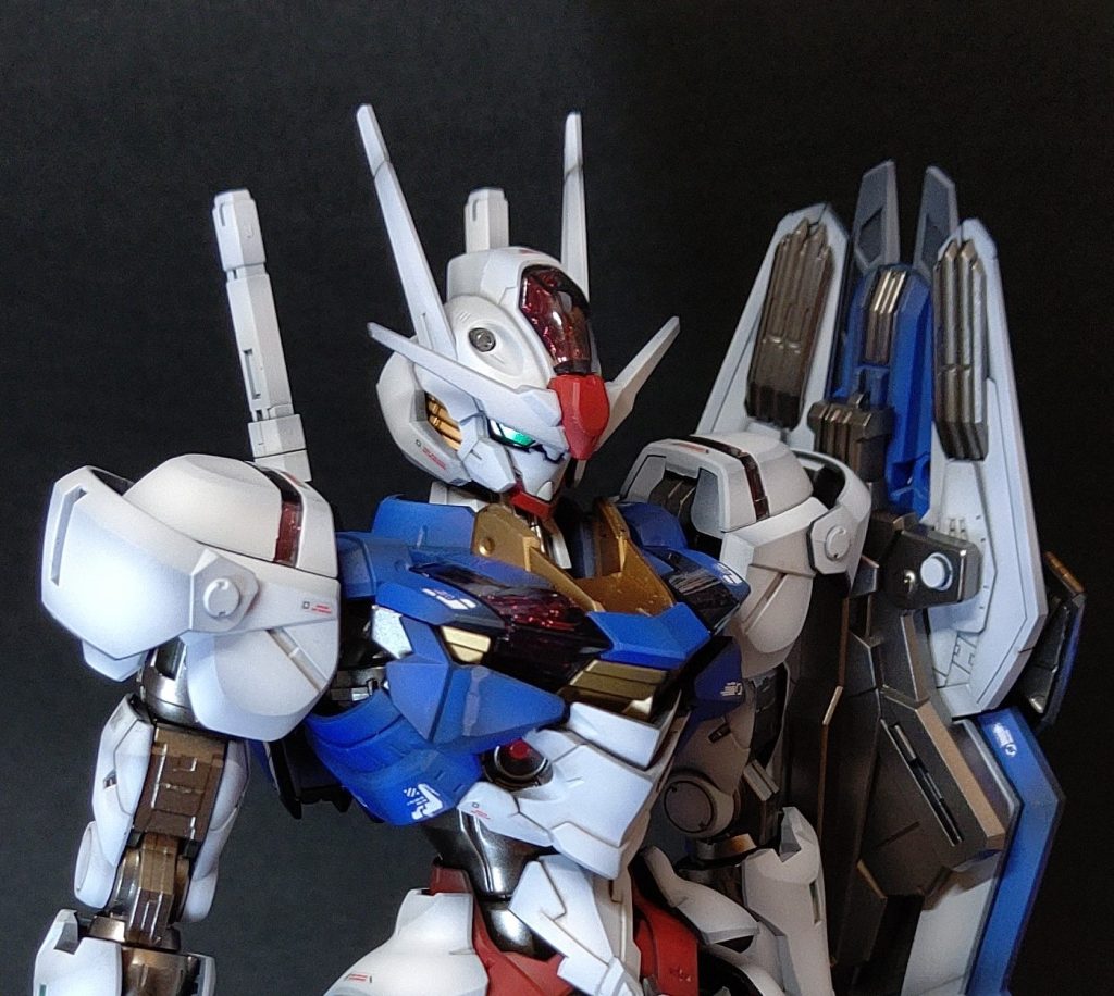 以上、フルメカニクスエアリアルでした!塗装レシピやら他の写真なんかはブログの方にのせてますのでよければご覧くださいm(__)mhttps://jinbeblog.com/fm-aerial/そろそろフルメカニクス新作の情報出ないですかねえ。SEEDの3バカは出揃いましたし、DESTINYの3機体が出るのか水星の魔女か、はたまたまったく別シリーズか。情報公開が楽しみです!