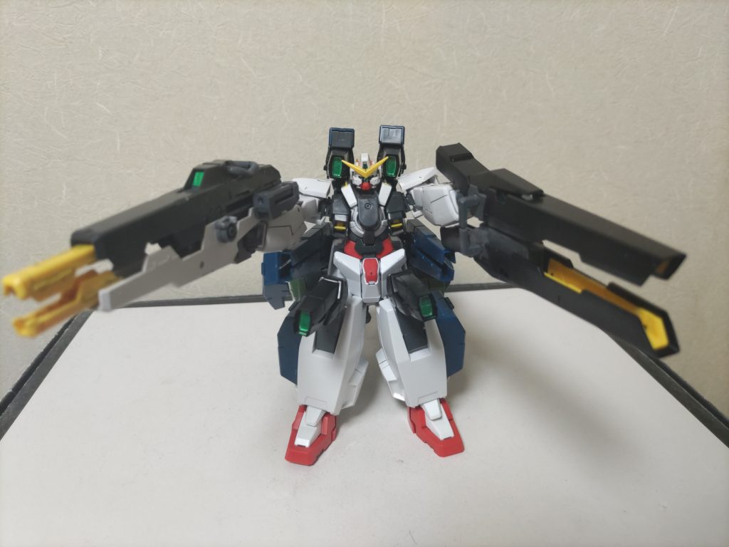 武装はGNバズーカ改とGNバズーカⅡ改