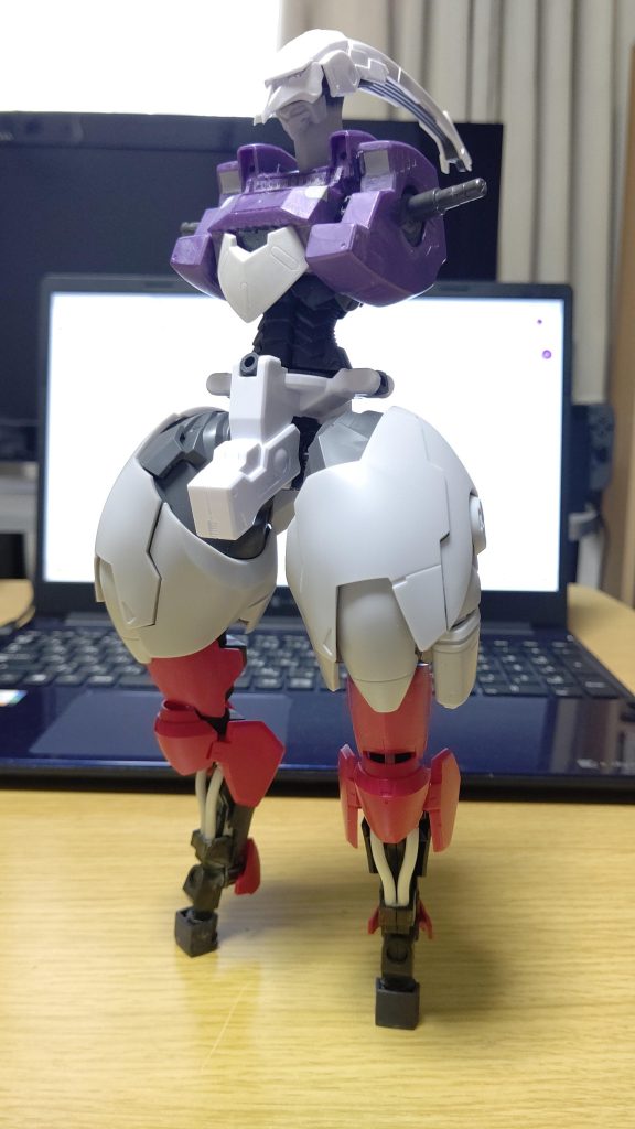 とにかくふとももを太くしたかったので色々なキットを組み合わせてミキシング。