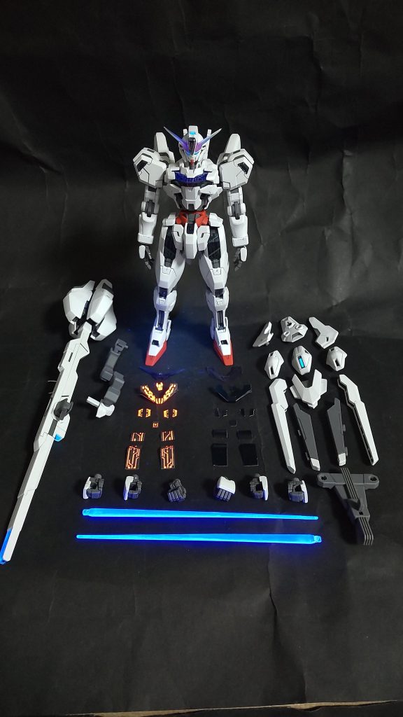 今回製作したものをコアガンダムのように並べてみました。