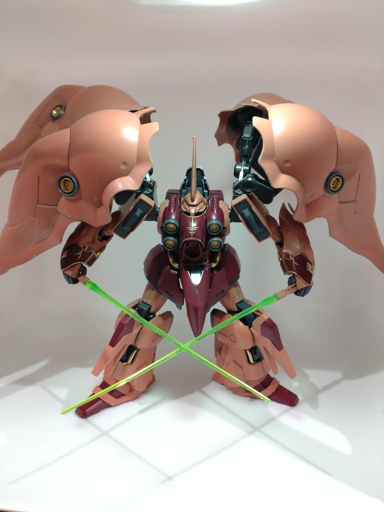 武器がビームサーベルのみという潔バインダーの重さで角度をつけるとお辞儀が止まらないバインダーの重量