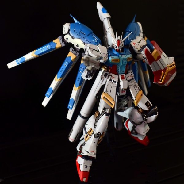 Hi-νガンダム ステラ