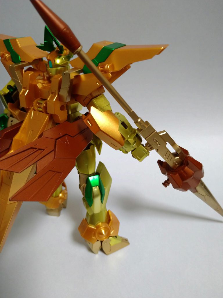 メタリック塗料、塗りにくい物もありますね。何の違いなのか不明です。