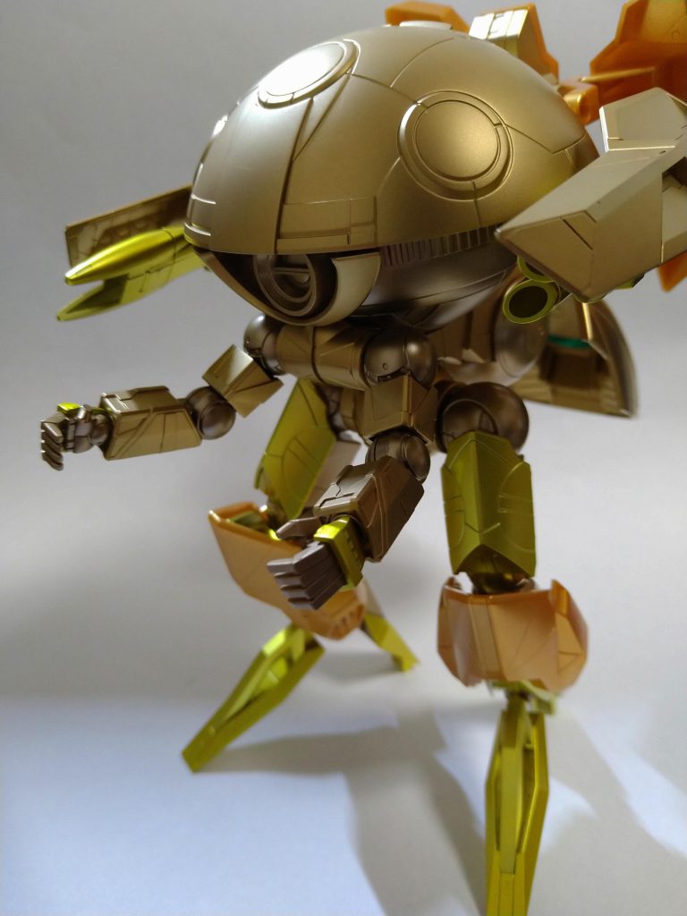 装甲の裏に別パーツが着くかと油断して塗りがあまいものが有るとか無いとか、、