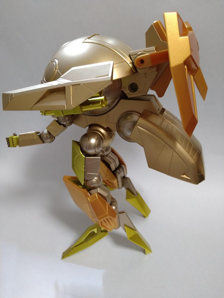 ヴァルキランダーに比べてメタリックが綺麗に塗れました。