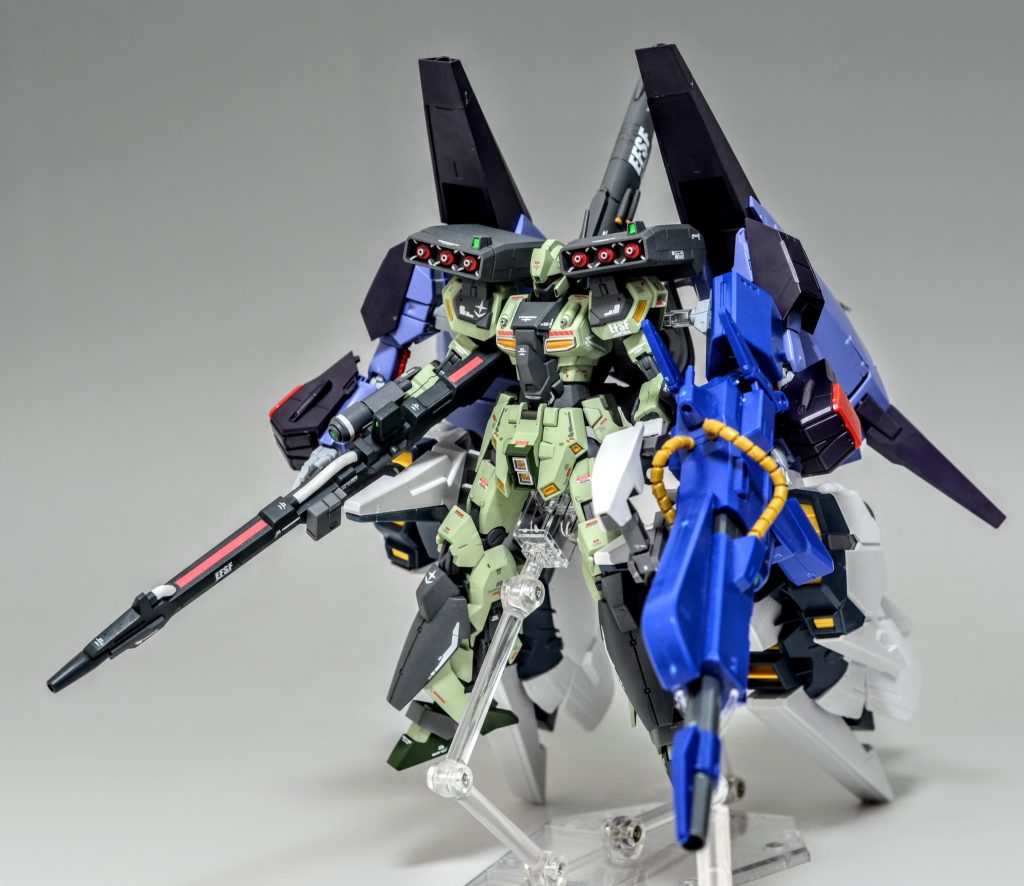 最初はこんな感じでミキシングしてました。A.O.Zリスペクトで背面にメッサーラのブースターを取り付る案から始まりました。