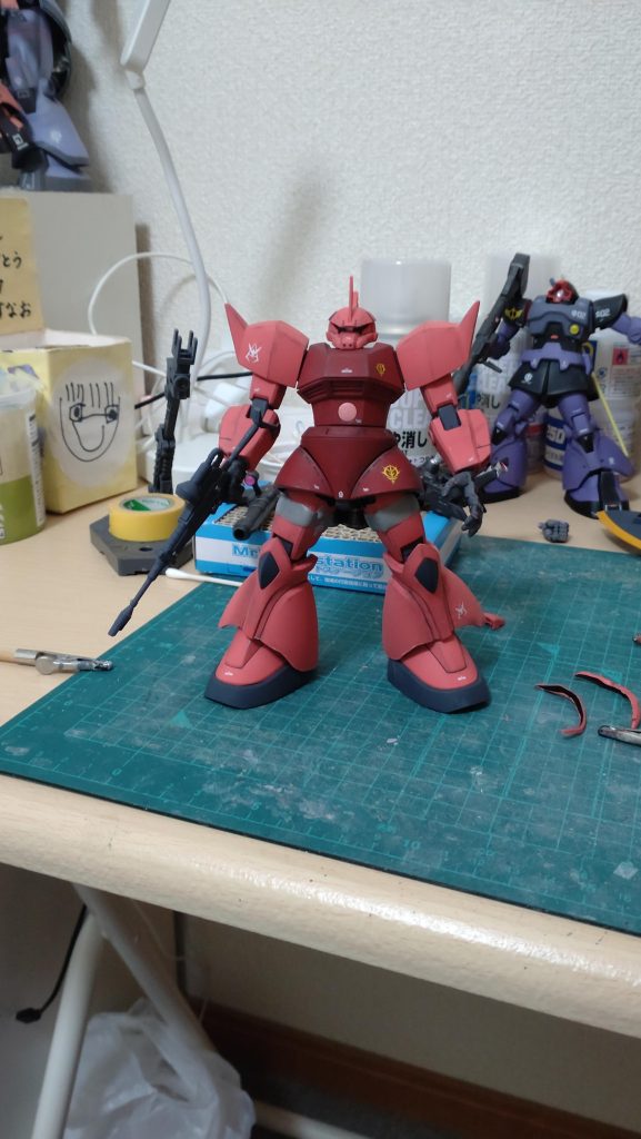 太腿延長の図。内側削ったカスが右に見えますね