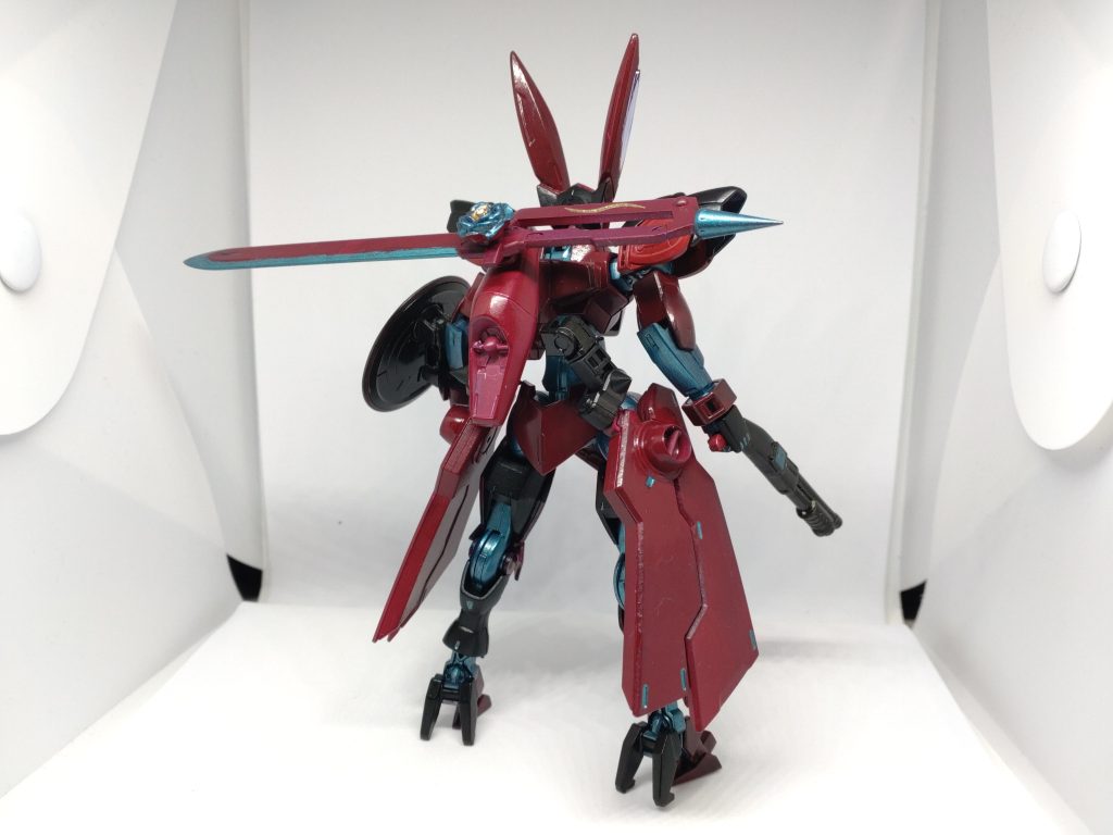 背面大検は背中にマウントできるようにしてます。配色は祥子が所属してるバンドの衣装を意識しています。