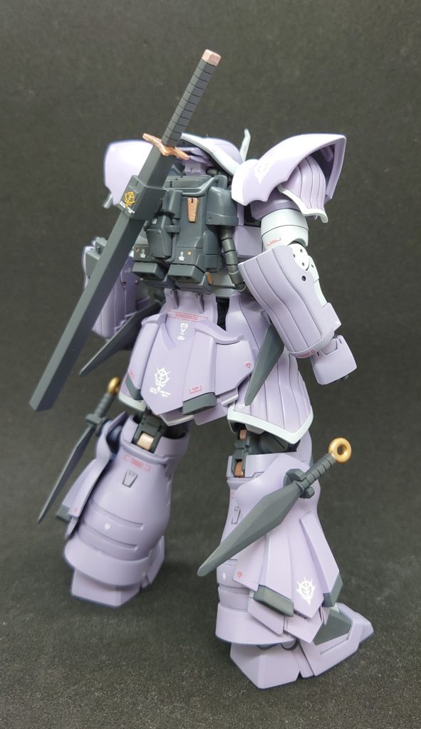 リヤスカートの白ラインはもう少し太くてもよかったかな？