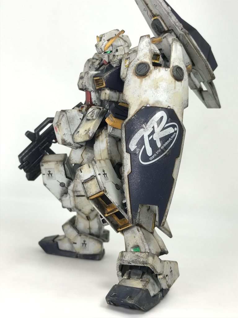 妻が飛び出す（ババンバン）犬が飛び出す（ババンバン）家族の序列だ 俺が最下位 ♪