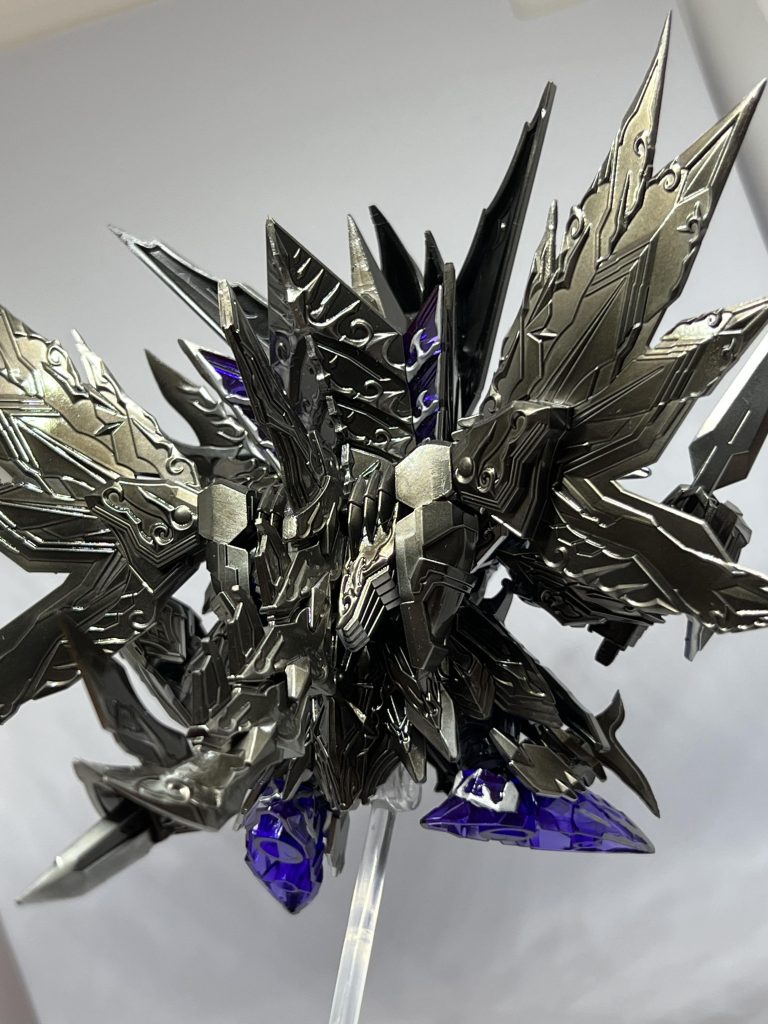 しっぽ先端はスピニングブラスターのナイフを使用。