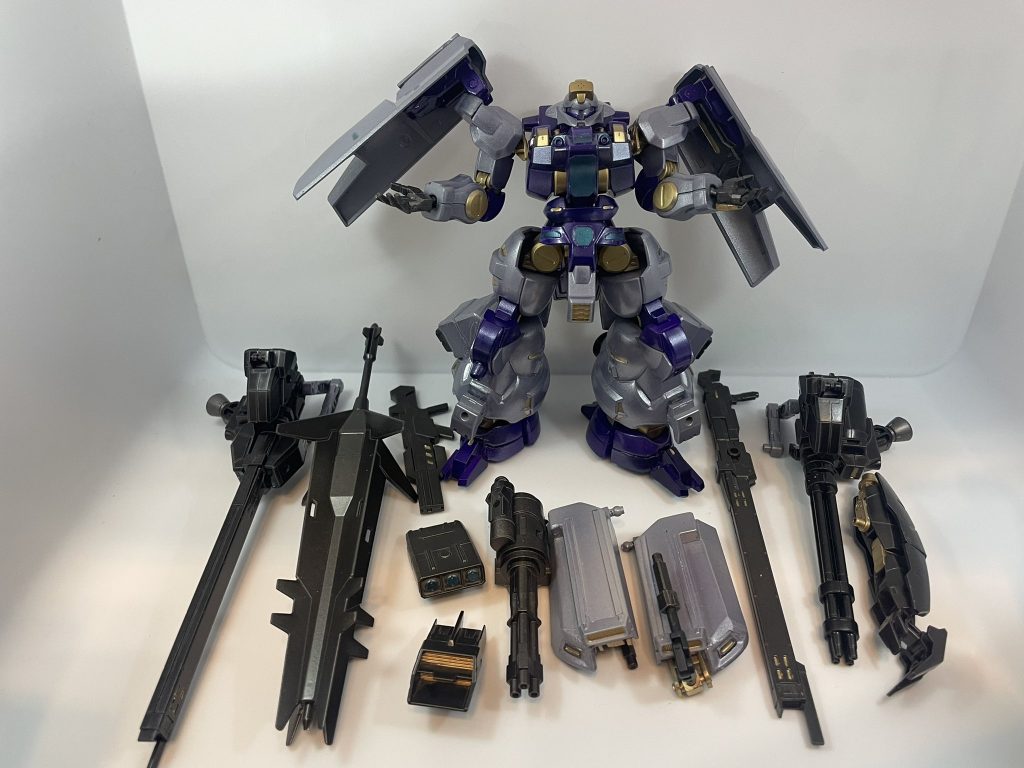 武器ざんまい30MM、M.S.G、HGBC、鉄血のメイススカート及び隠し腕可動部はプラ板で自作。