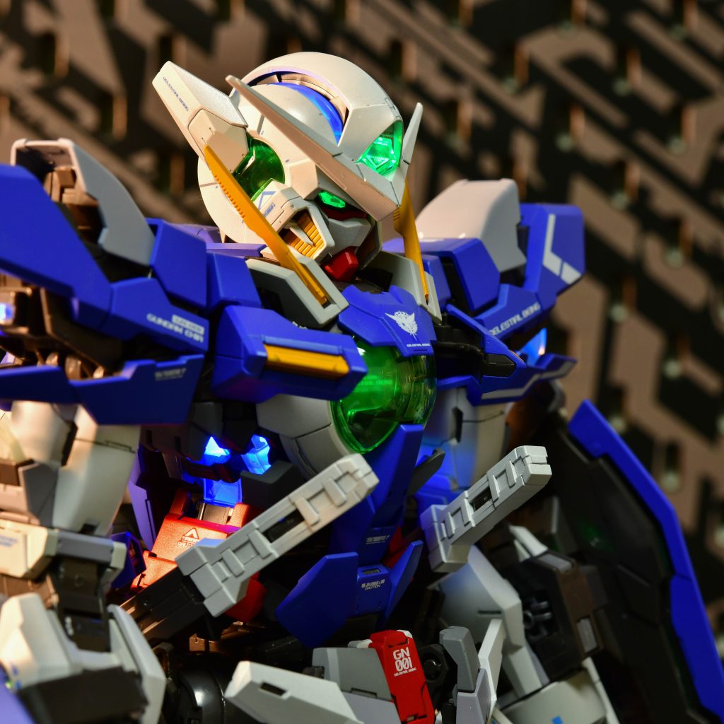 このブルーを出すのに苦労しました。気に入らなくて一度全部塗りなおしました。