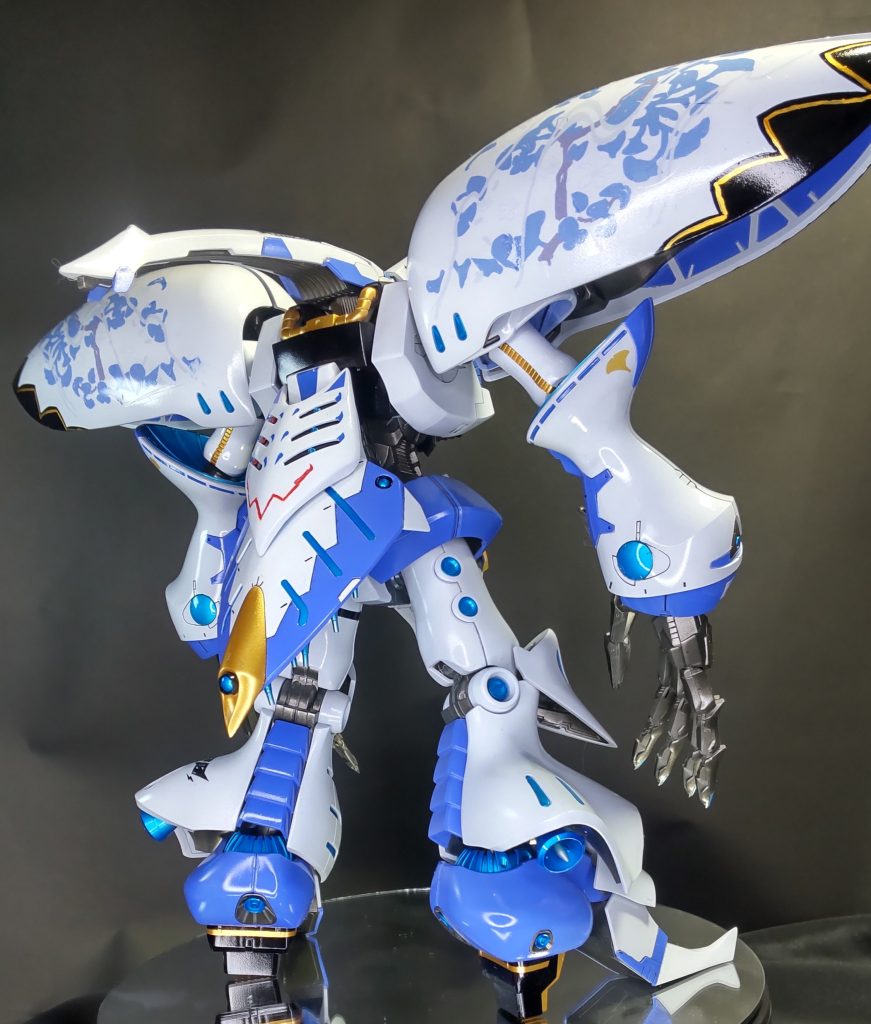 肩のバインダーには衣装の袖の模様やのリプロゲーマーズのロゴなどをデカールで作成