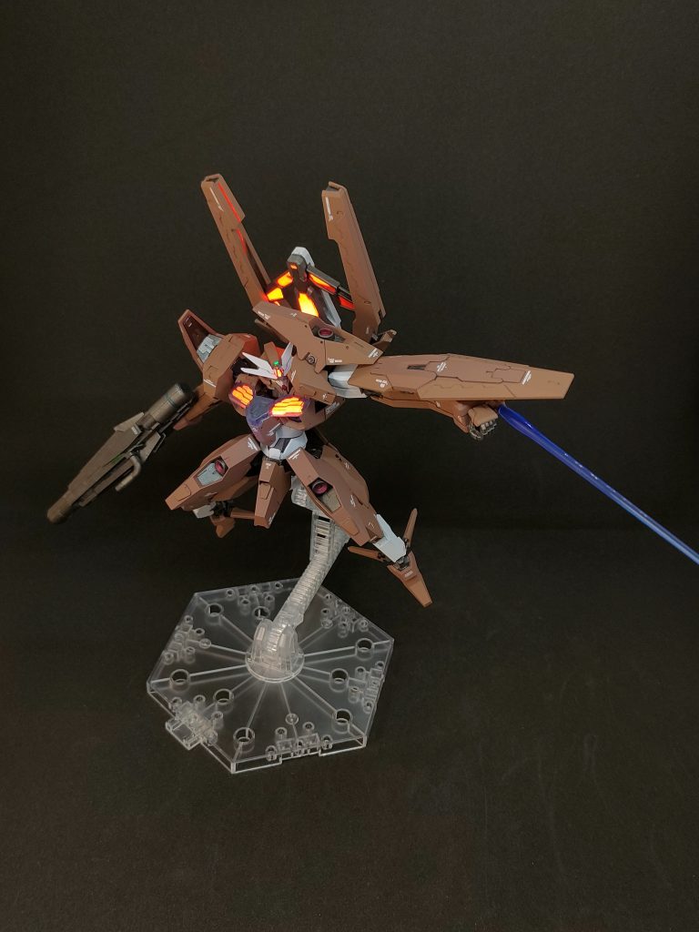 パッケージ風ポーズと思って撮ったけどアレイキャノン閉じるのが正解だった(笑)