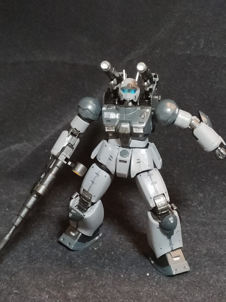 一応、キャノン砲うってるつもりです。よろけてるだけのようにも見えますが・・・