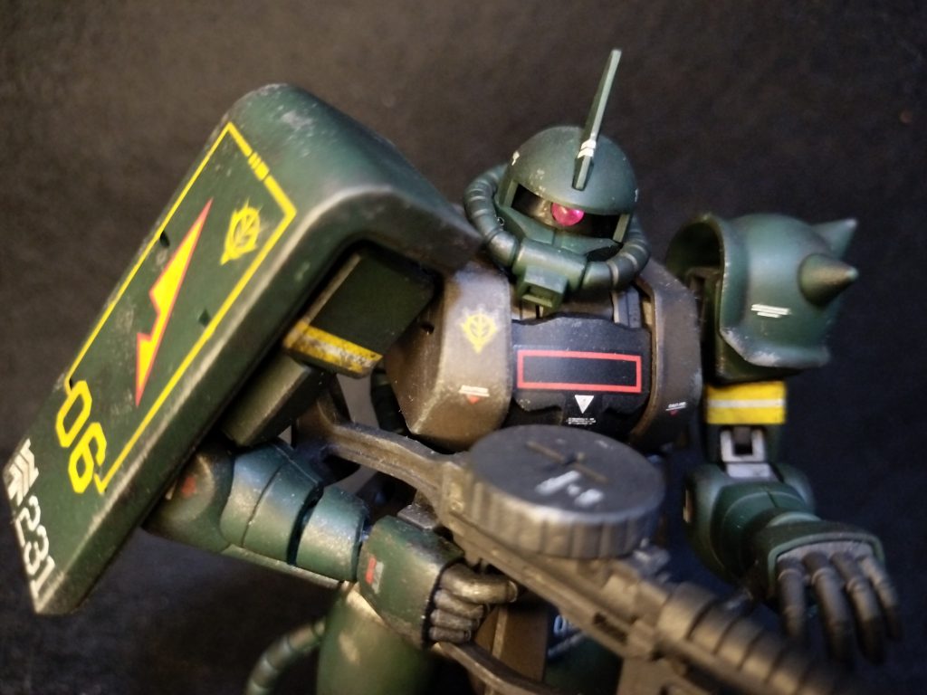 バストアップ。