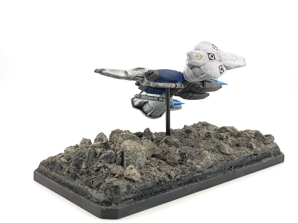 本体の方は黒サフの上からドライブラシをかける様にタミヤアクリルで塗装