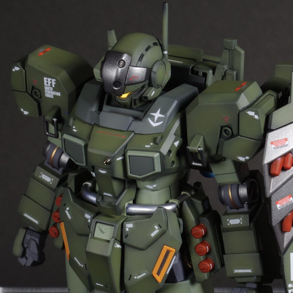 胸部付近をモデグラ風（？）に撮影…