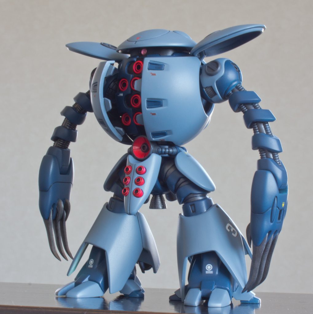 肩の丸一モールド、Fアーマーの丸いパーツ、股間及び背面のバーニアノズルは全て市販パーツに置換え。足首は1㍉ほど幅増ししました。