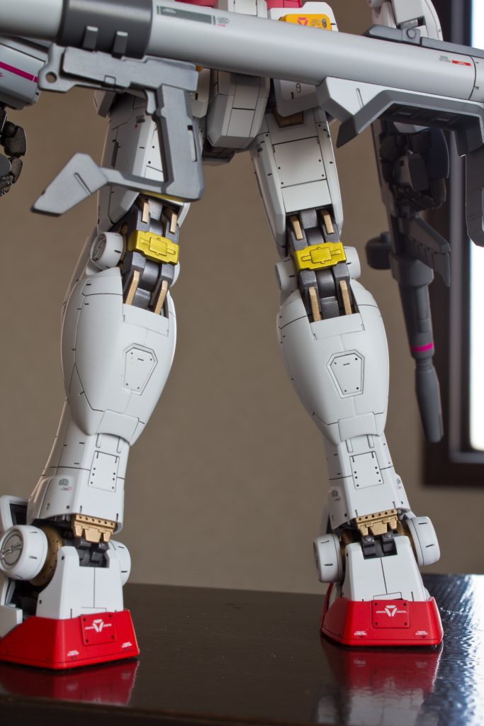 モールドはほぼ全て彫り直し！！関節部も色分け頑張りました