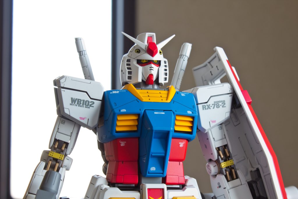 またデカールは純正を使用しましたが、」状のストライプ系は嫌いなのでカットしてます。しかしこの純正デカールは酷かったなぁ。。特にグレーのドットのデカさはどうにかならんかったのか。。