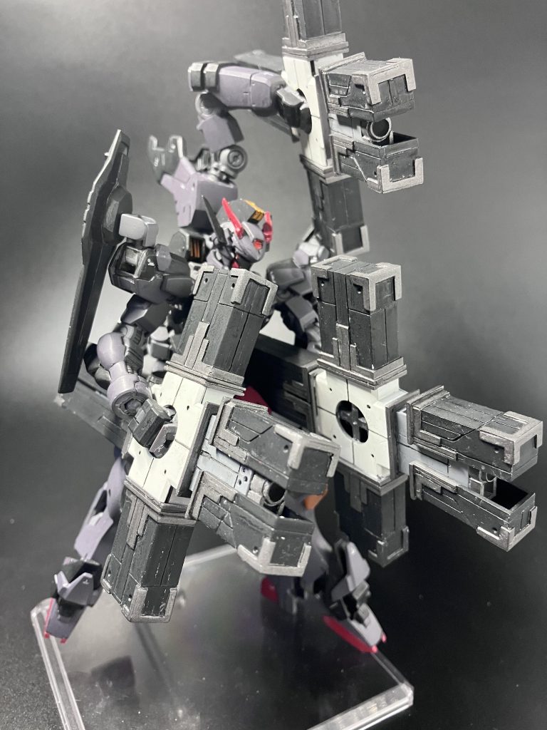 ランチャーもちゃんとあります。スタンピード版でのビームは衝撃でしたね……