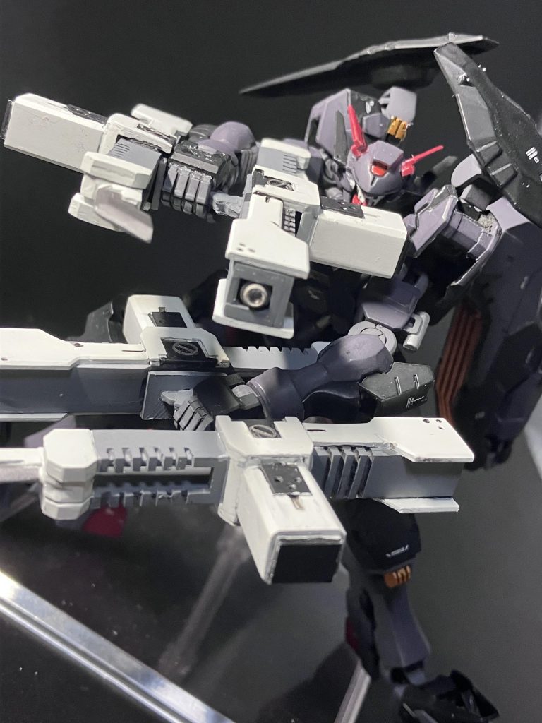 タイトルの通り、トライガンマキシマムのダブルファングっぽい武器を持たせたリヴィオイメージ(あくまでイメージ)のオリガンです。前後左右同時射撃の二重牙、この殺戮戦術に死角は一才ないぞbyマスターチャペル