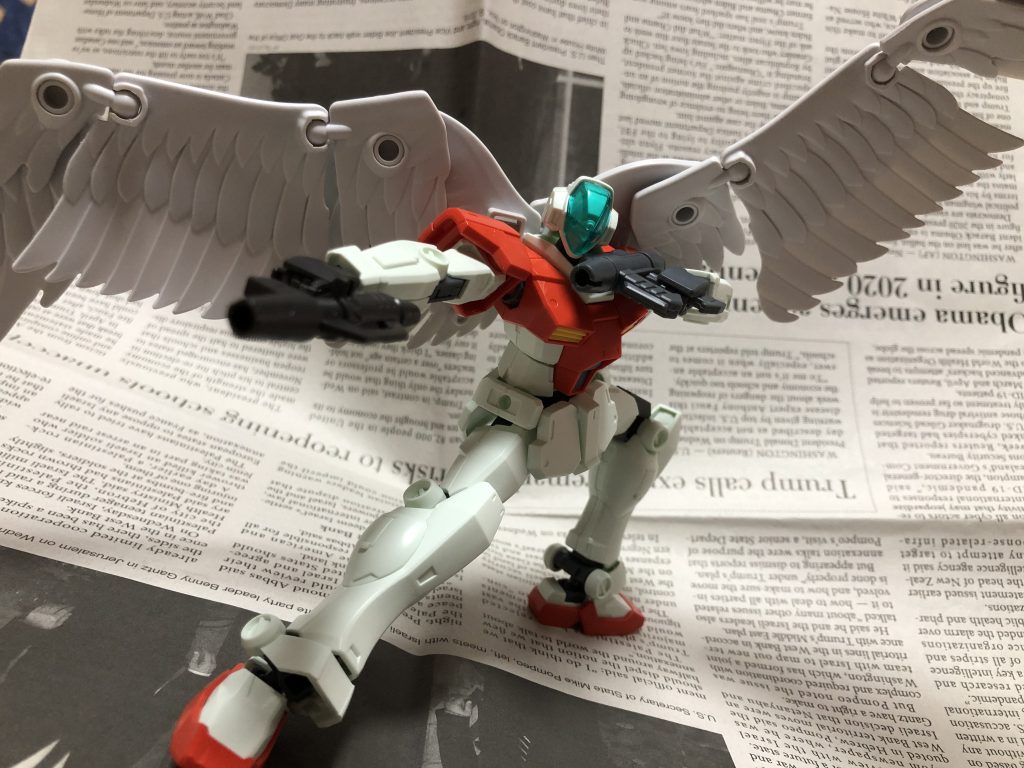 これはGM/GM。このころビルドダイバーズのことはまったく知りませんでした。作品から入らずキットの好みで買う買わないを決めるのは今も昔も変わりません。「なんじゃこのガンカタやりそうな、スタイリッシュなジムはー!」というわけでガンカタやらせてみました。