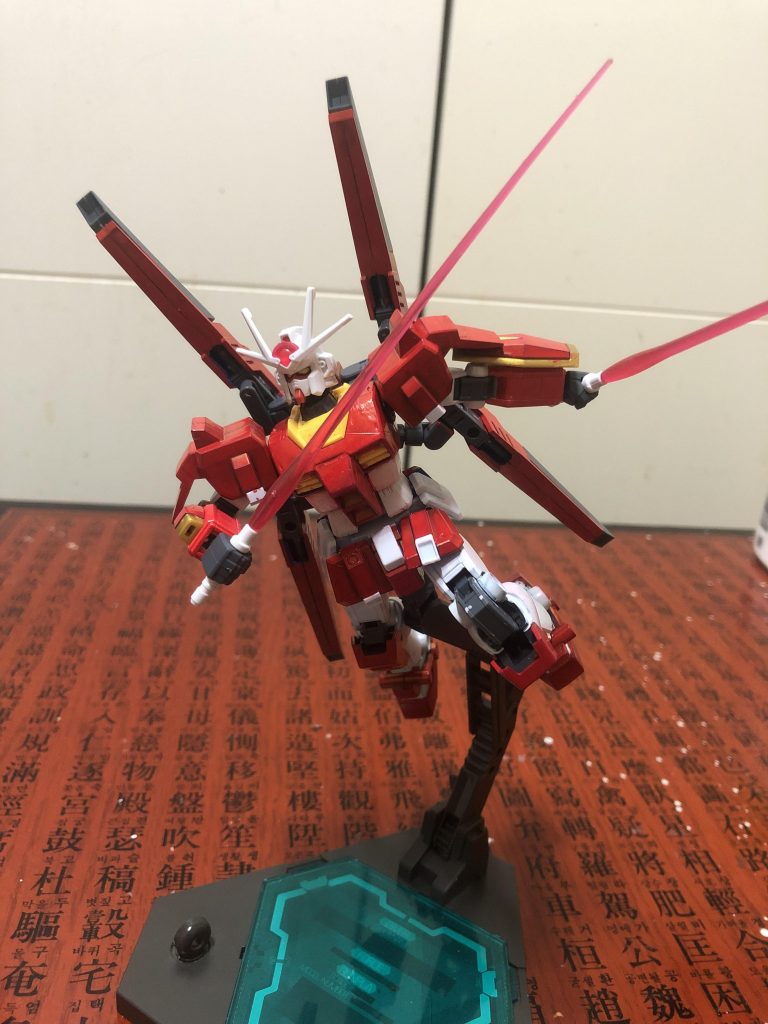 ビームサーベルアクション2韓国人である僕がラーガンダムをこんな風に改造するとは…、でもガンプラは自由ですから~