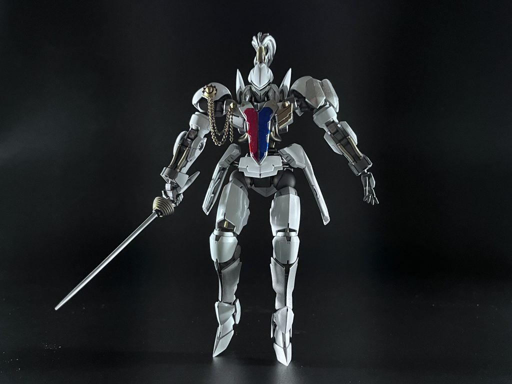 式典の余興における演武ではスカートを取り払った軽装状態で臨んだ。ヴァルキュリア・フレームの特徴である高機動、高出力を最大限に活かした一撃必殺の刺突は見る者を大いに楽しませたと云う。(民明書房刊/「ヴァルキュリア・プロファイル」より)