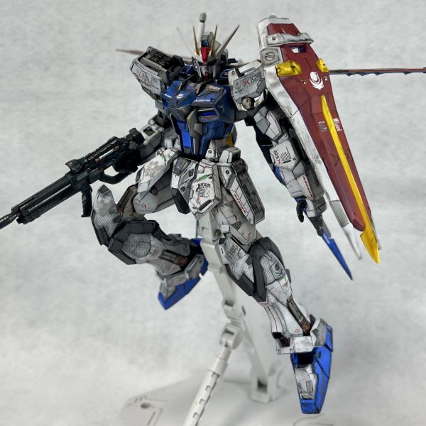 エールストライクブルー