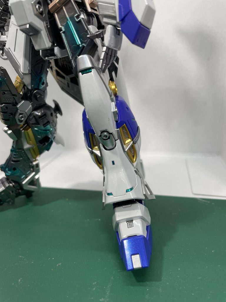 いい感じにサイコフレーム感が出てる感じしました。